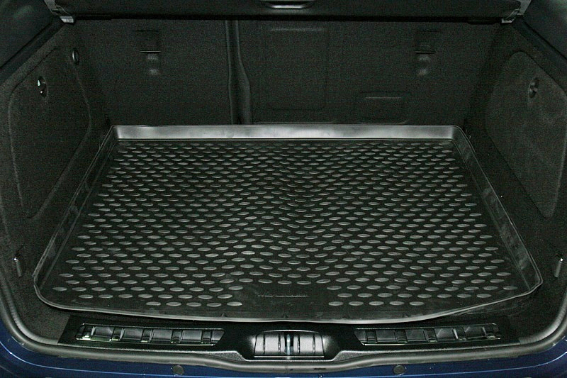 Коврик в багажник MERCEDES-BENZ G-Class W463 1990-... (черный)